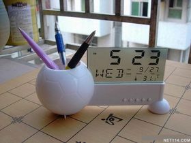 電子商務(wù)浪潮中的商務(wù)禮品新寵 電子鐘萬年歷的市場定位與經(jīng)營策略